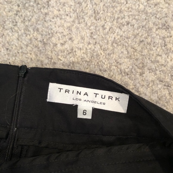 TRINA TURK BLACK PENCIL SKIRT - Picture 3 of 3